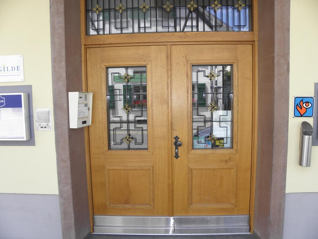 Hotel Roessli Allschwil المظهر الخارجي الصورة